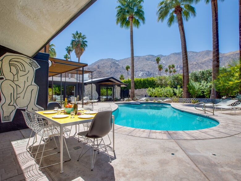 Exquisite Mid-Century Escape in Old Las Palmas - Palm Springs, California
