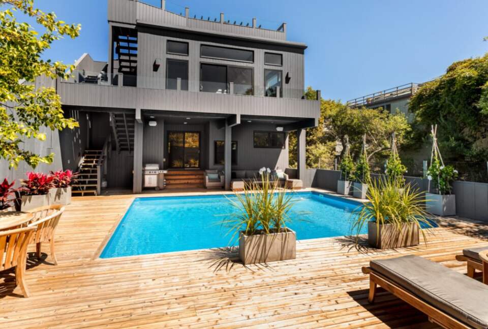 Luxury Fire Island Home with Rooftop Bar, Pool & Panoramic Views - Fire Island Pines, New York