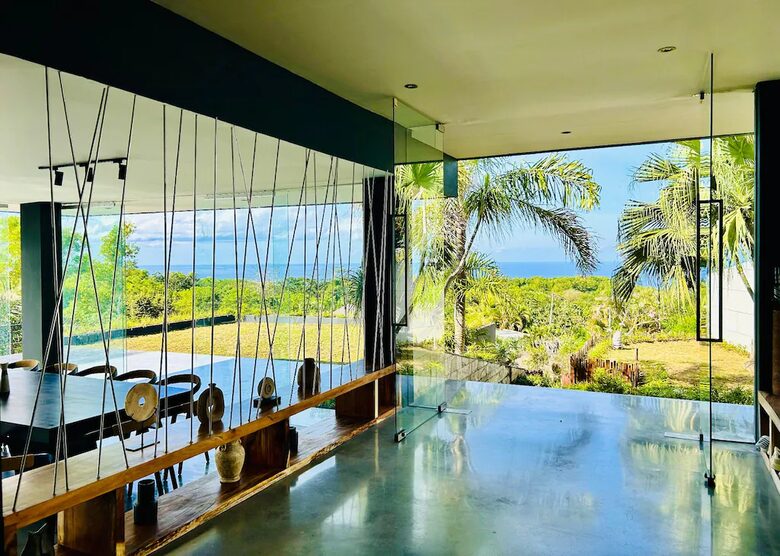 Sibu Sibu Villa - 6 Bedrooms Villa with Ocean View - Badung, Indonesia