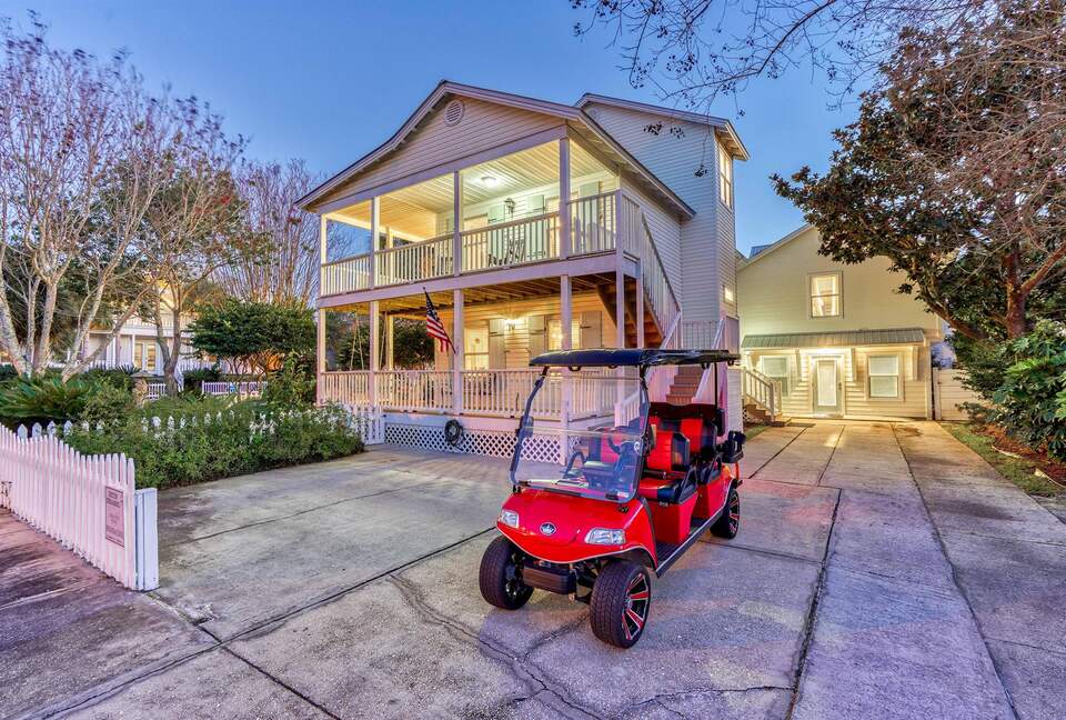 Family-Friendly Destin Escape | Walk to Beach & Shopping - Destin, Florida