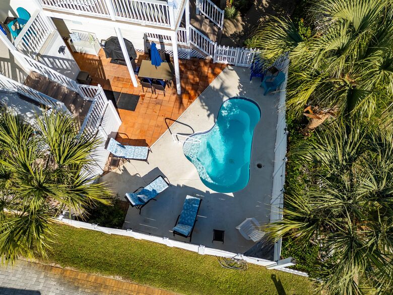 Family-Friendly Destin Escape | Walk to Beach & Shopping - Destin, Florida