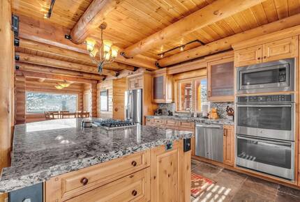 Spacious kitchen