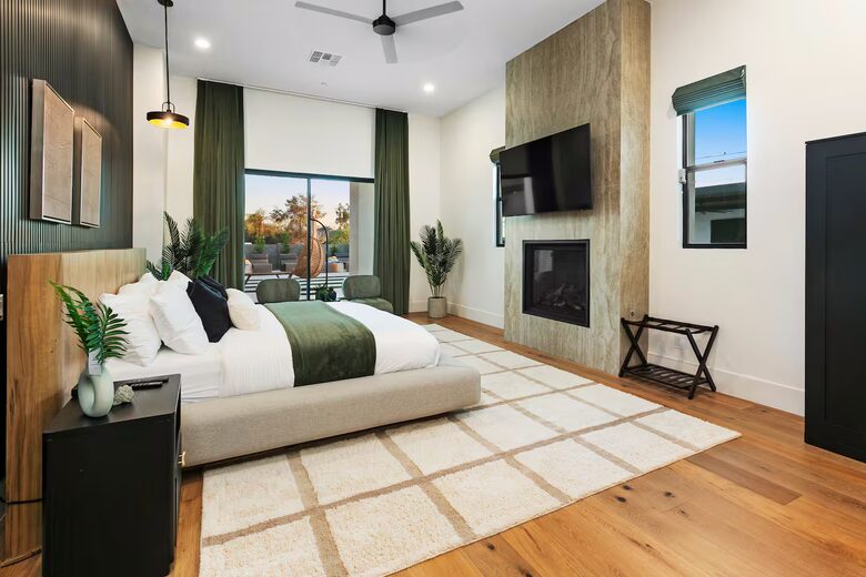 Scottsdale Entertainment Stunner - Scottsdale, Arizona