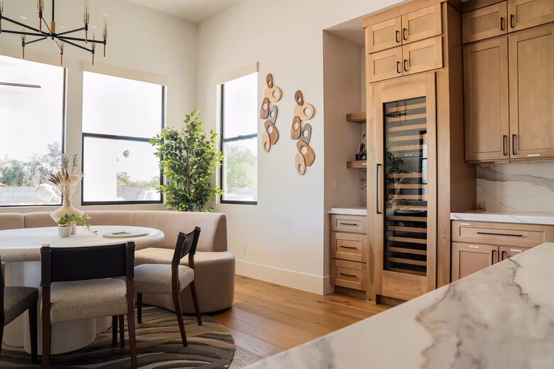 Scottsdale Entertainment Stunner - Scottsdale, Arizona