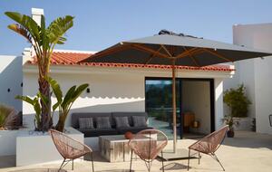 Elegant Hideaway in the Heart of Arrábida Nature Park - Azeitao, Portugal
