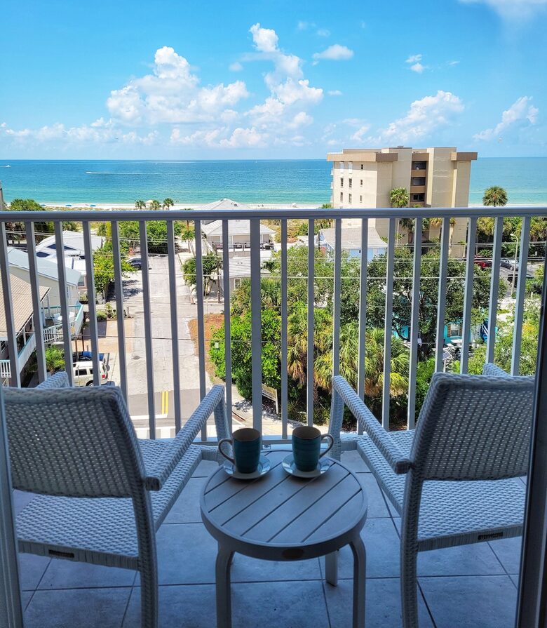 Gulf View Coastal Retreat in Madeira Beach - Madeira Beach, Florida