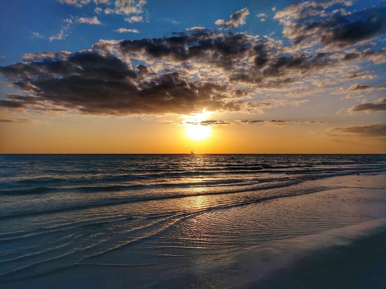 Gulf View Coastal Retreat in Madeira Beach - Madeira Beach, Florida