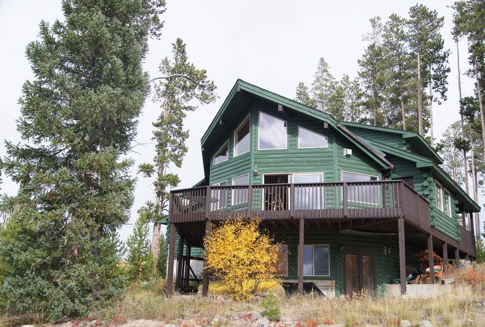 Cabin Westside