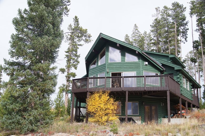 Cabin Westside