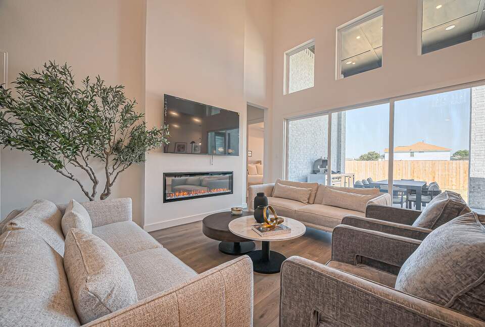 Modern Home at Lakes at Creekside Home Minutes from The Woodlands - Tomball, Texas