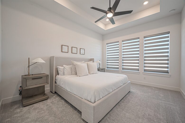 Modern Home at Lakes at Creekside Home Minutes from The Woodlands - Tomball, Texas