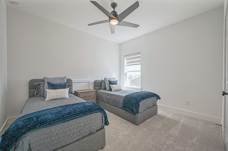 Modern Home at Lakes at Creekside Home Minutes from The Woodlands - Tomball, Texas