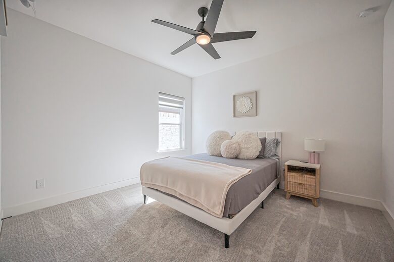 Modern Home at Lakes at Creekside Home Minutes from The Woodlands - Tomball, Texas