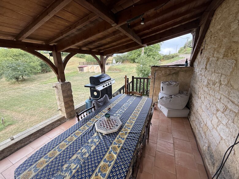 Rustic French Country Escape with Private Pool - Beaumont-du-Périgord, France