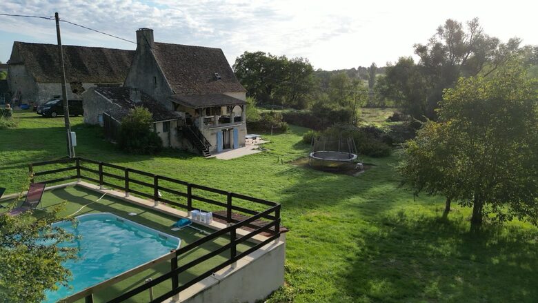 Rustic French Country Escape with Private Pool - Beaumont-du-Périgord, France
