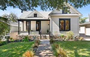 Victorian Sanctuary with Sauna & Speakeasy - Monrovia, California
