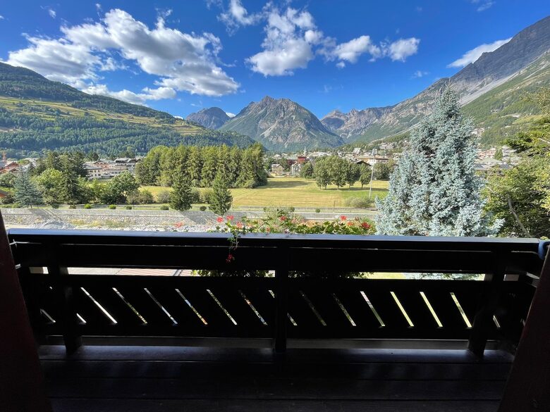 Warm and Inviting Alpine Escape - Bormio, Italy