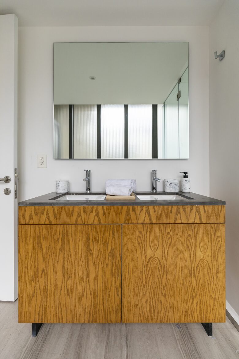 Stylish Urban Retreat Steps from Parque México - Mexico City, Mexico