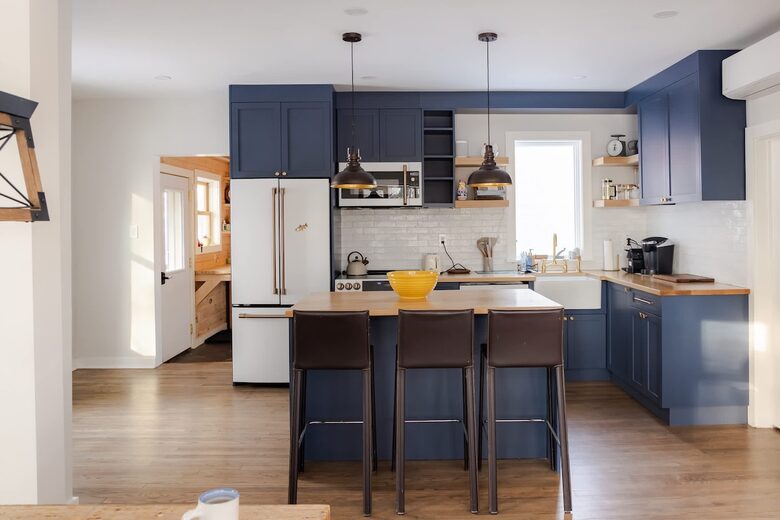 Modern Country Escape on a 117-Acre Farm - Livingston Manor, New York