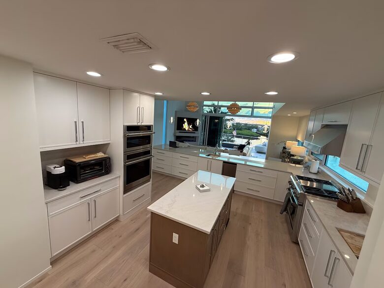 Five-Level Sarasota Waterfront Luxury Home with Rooftop Deck & Terraces - Sarasota, Florida
