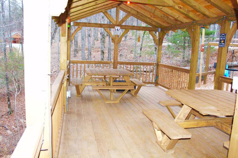Spacious North Carolina Escape with Hot Tub & Fire Pit - Franklin, North Carolina