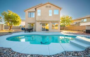 Stylish Desert Escape Minutes from the Las Vegas Strip - North Las Vegas, Nevada