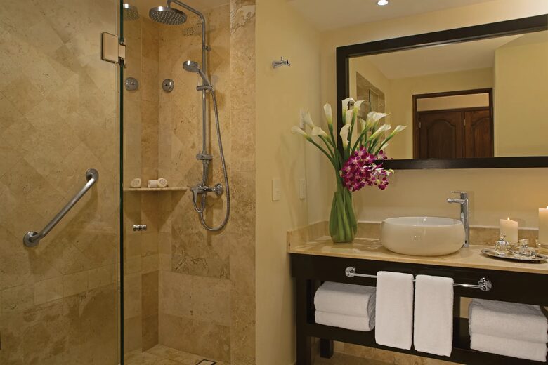 Luxury Dreams Los Cabos Suite with Private Balcony & Spa Access - San José Del Cabo, Mexico
