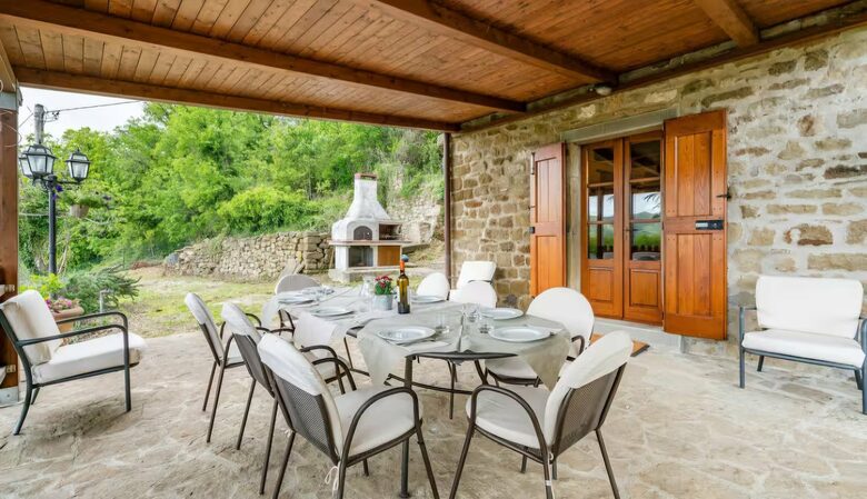 Countryside Serenity in a Refined Tuscan Villa - Cortona, Italy