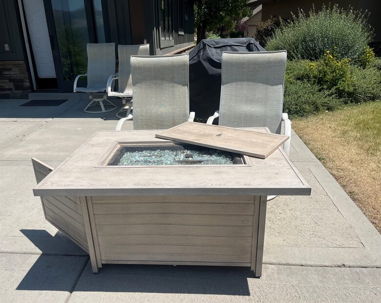 Propane fire pit