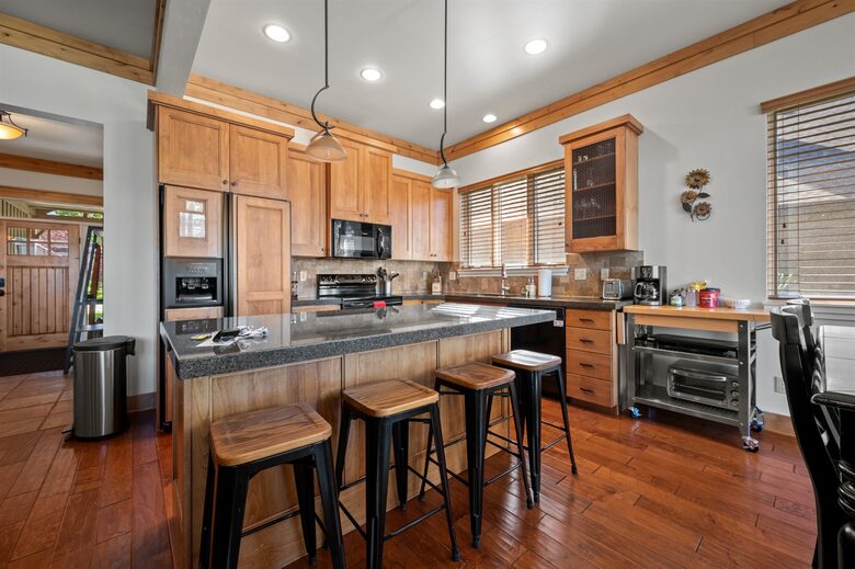 KItchen island
