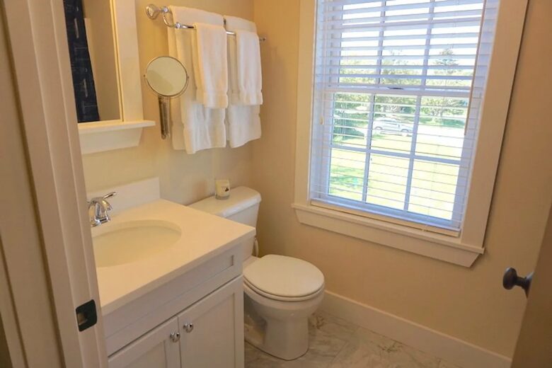 Island Elegance near beach and town - Nantucket, Massachusetts