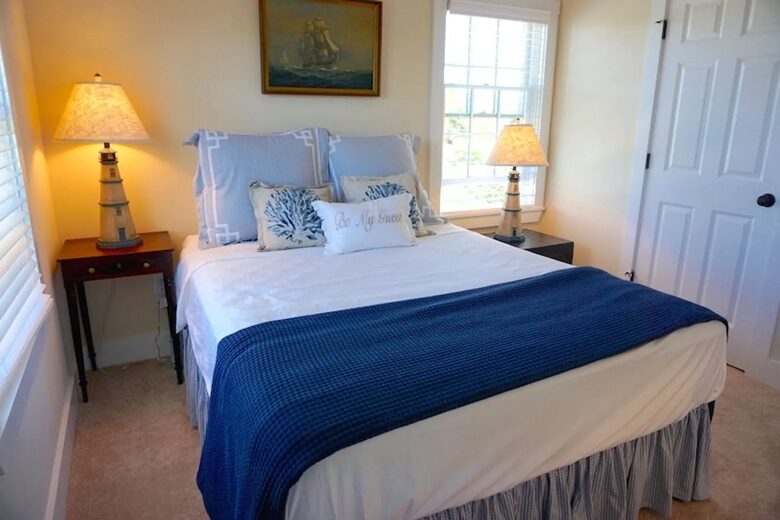 Island Elegance near beach and town - Nantucket, Massachusetts