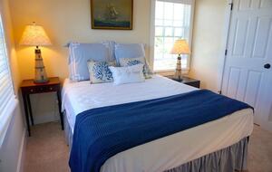 Island Elegance near beach and town - Nantucket, Massachusetts