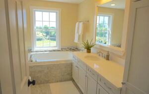 Island Elegance near beach and town - Nantucket, Massachusetts