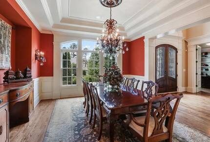 Classic Southern Luxury Home in Marietta - Marietta, Georgia