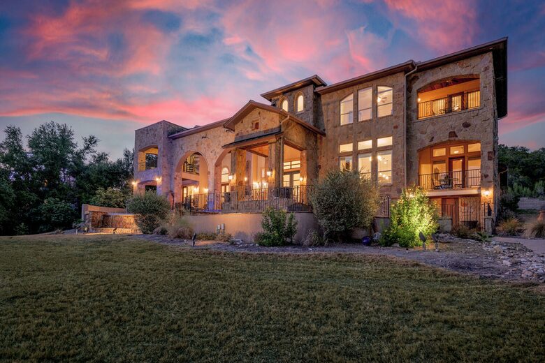 Lake Travis Luxury Estate with Panoramic Views - Volente, Texas