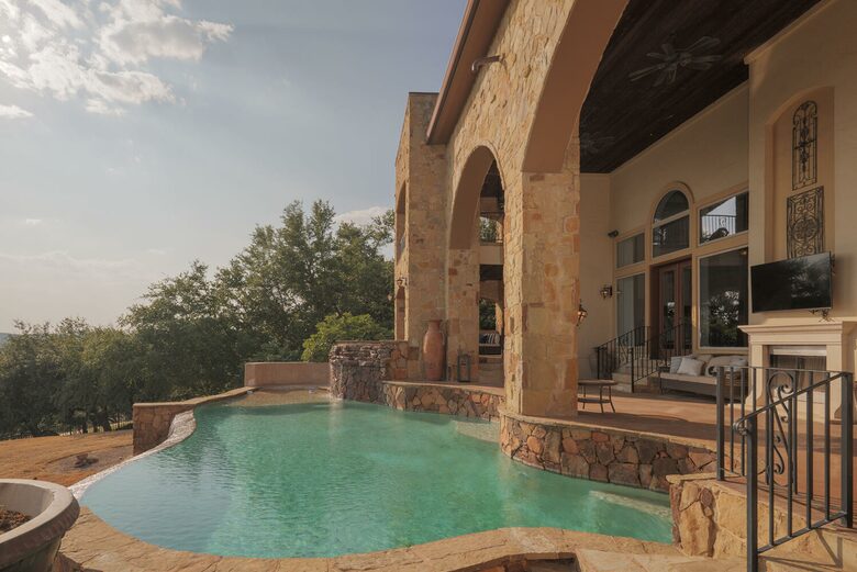 Lake Travis Luxury Estate with Panoramic Views - Volente, Texas