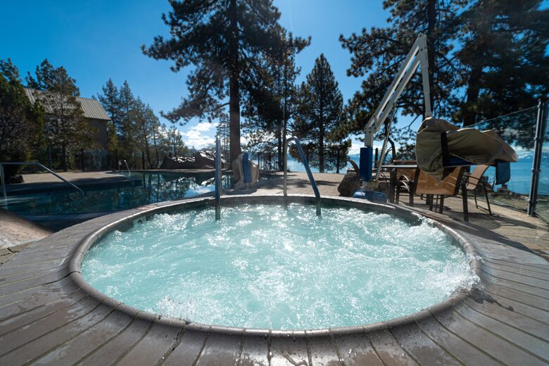 Lake Tahoe Hideaway Steps from the Shoreline - Tahoe Vista, California