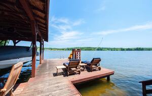 Lake Anna Cabin with Private Dock & Views - Mineral, Virginia