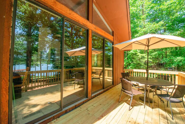 Lake Anna Cabin with Private Dock & Views - Mineral, Virginia