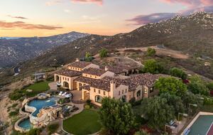 Sunset Point Splendor | Mountain, City & Ocean Vistas - Poway, California