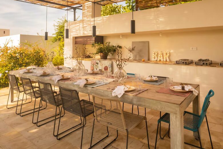 Contemporary Masseria Living in Southern Italy - Muro Leccese, Italy