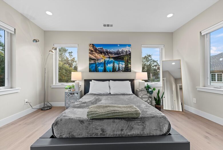 Elegant 5-Bedroom Home near Tech Hubs and Wine Country - San Jose, California