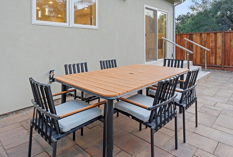 Elegant 5-Bedroom Home near Tech Hubs and Wine Country - San Jose, California