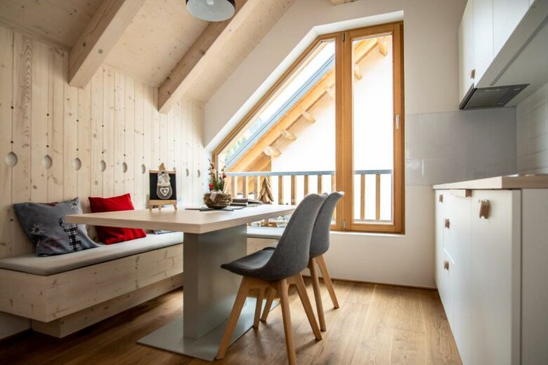 Mountain Apartment in the Heart of Kranjska Gora - Podbreg, Slovenia