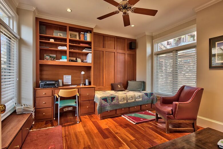 Elegant Cuscowilla Lakefront Home with Panoramic Views - Eatonton, Georgia