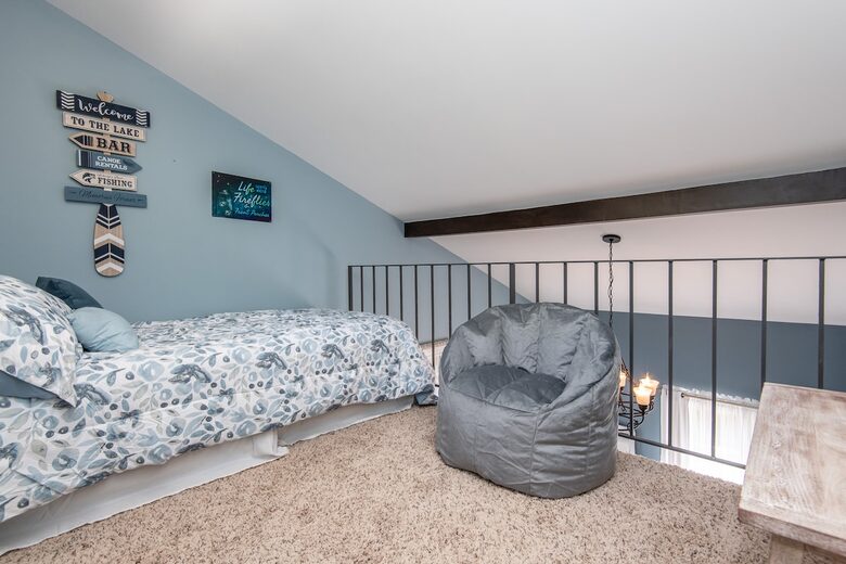 Bayside Hideaway Near Lake Geneva with Hot Tub - Williams Bay, Wisconsin