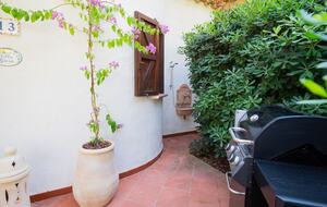 Villa Gioia, a Quiet Coastal Retreat Near Pula & Sardinia’s Famous Beaches - Fox 'e Sali-Monte Agumu, Italy