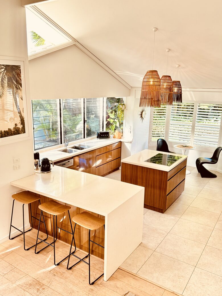 Byron Hill House | Elevated Luxury with Ocean & Hinterland Views - Byron Bay, Australia