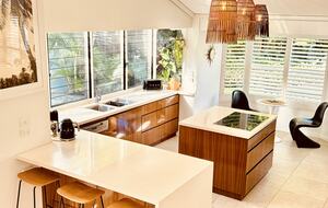 Byron Hill House | Elevated Luxury with Ocean & Hinterland Views - Byron Bay, Australia